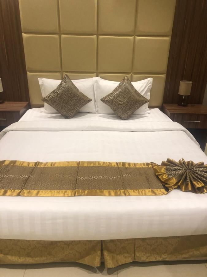 Al Bateel Furnished Apartments Rijád Kültér fotó