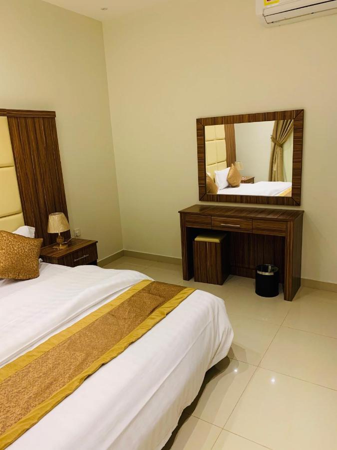 Al Bateel Furnished Apartments Rijád Kültér fotó